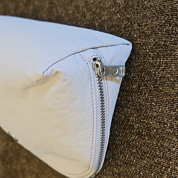 Lululemon Pouch - Picture 5 of 5